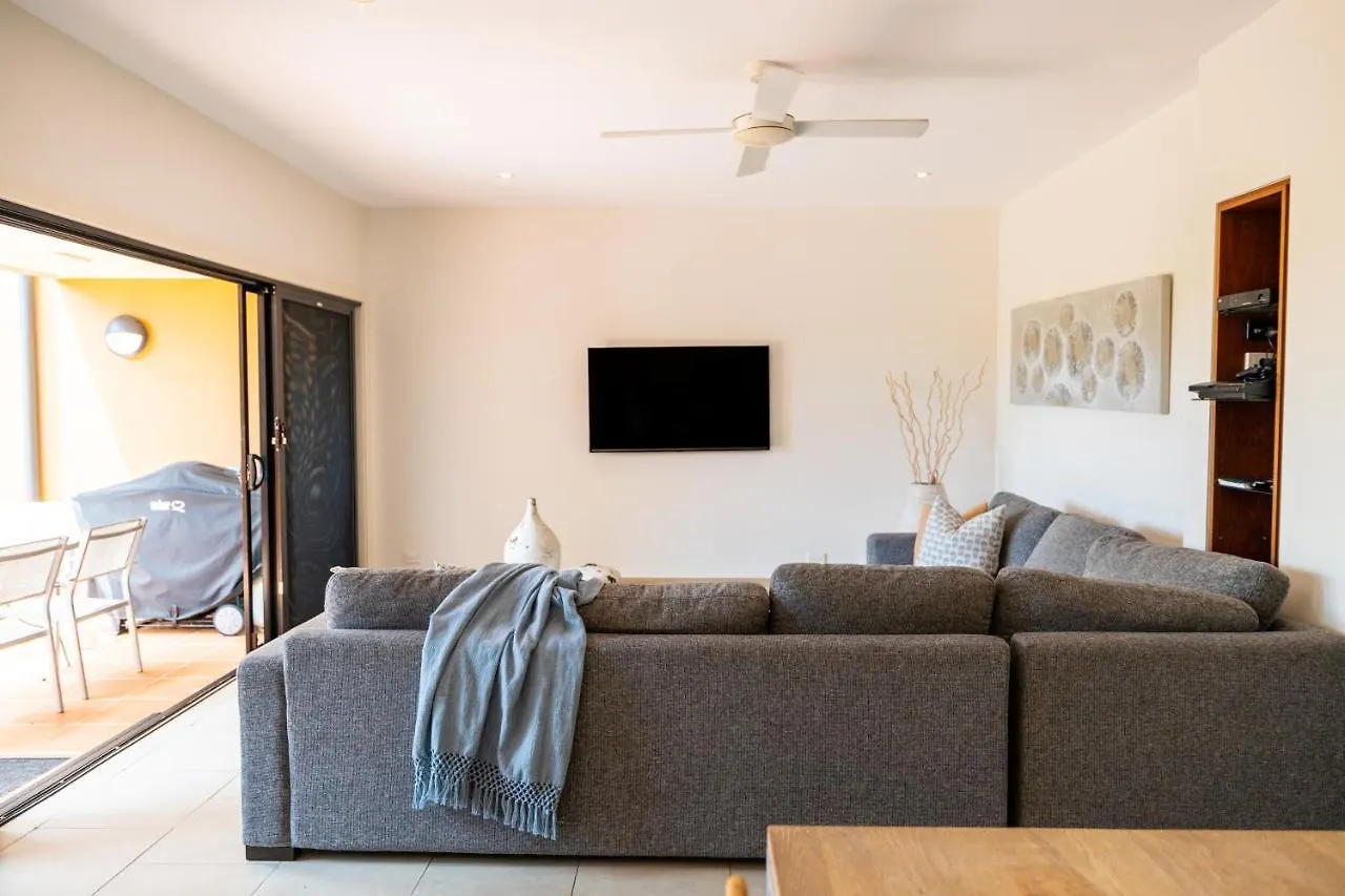 Cavvanbah Beach Villa Byron Bay